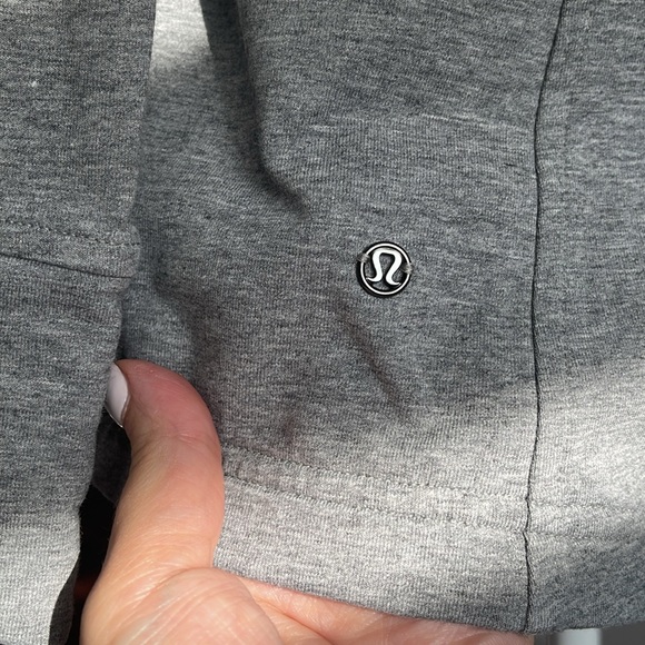 Lululemon Coat Wrap - Picture 7 of 11